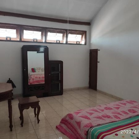 Kelana 2 Nice Homestay Semarang Eksteriør billede