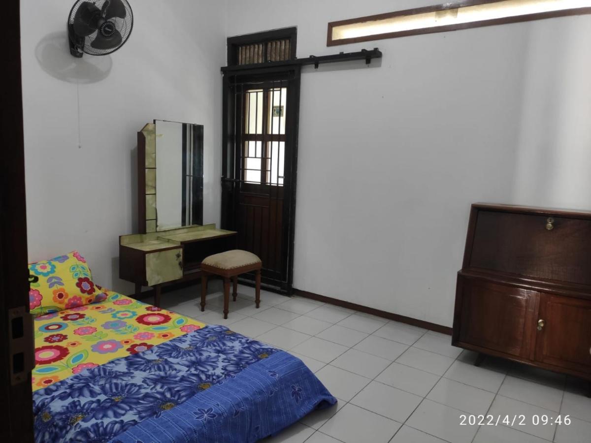 Kelana 2 Nice Homestay Semarang Eksteriør billede