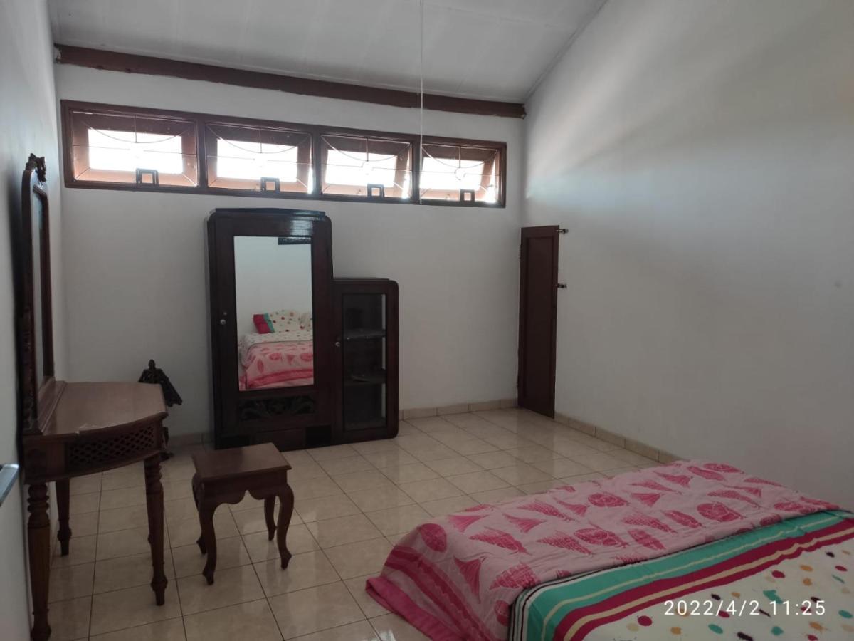 Kelana 2 Nice Homestay Semarang Eksteriør billede
