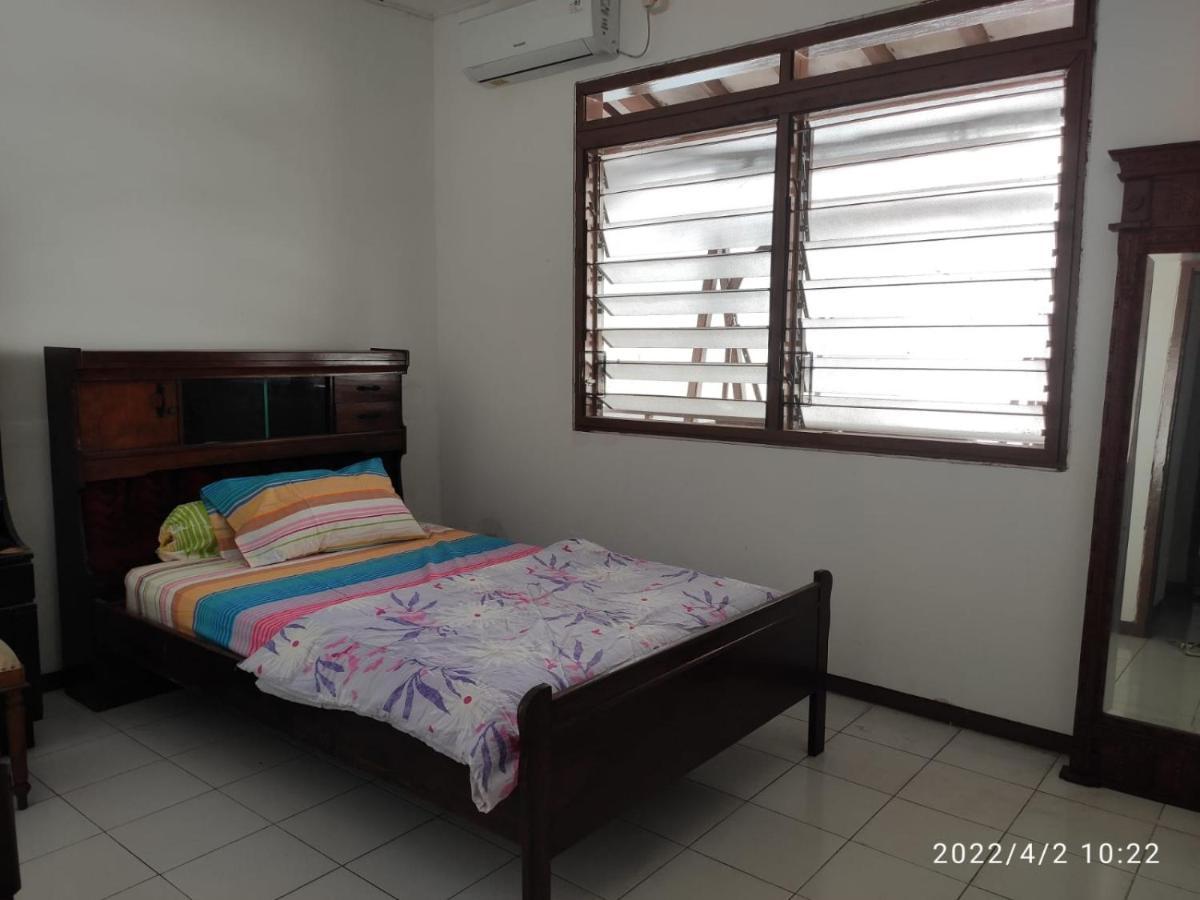 Kelana 2 Nice Homestay Semarang Eksteriør billede